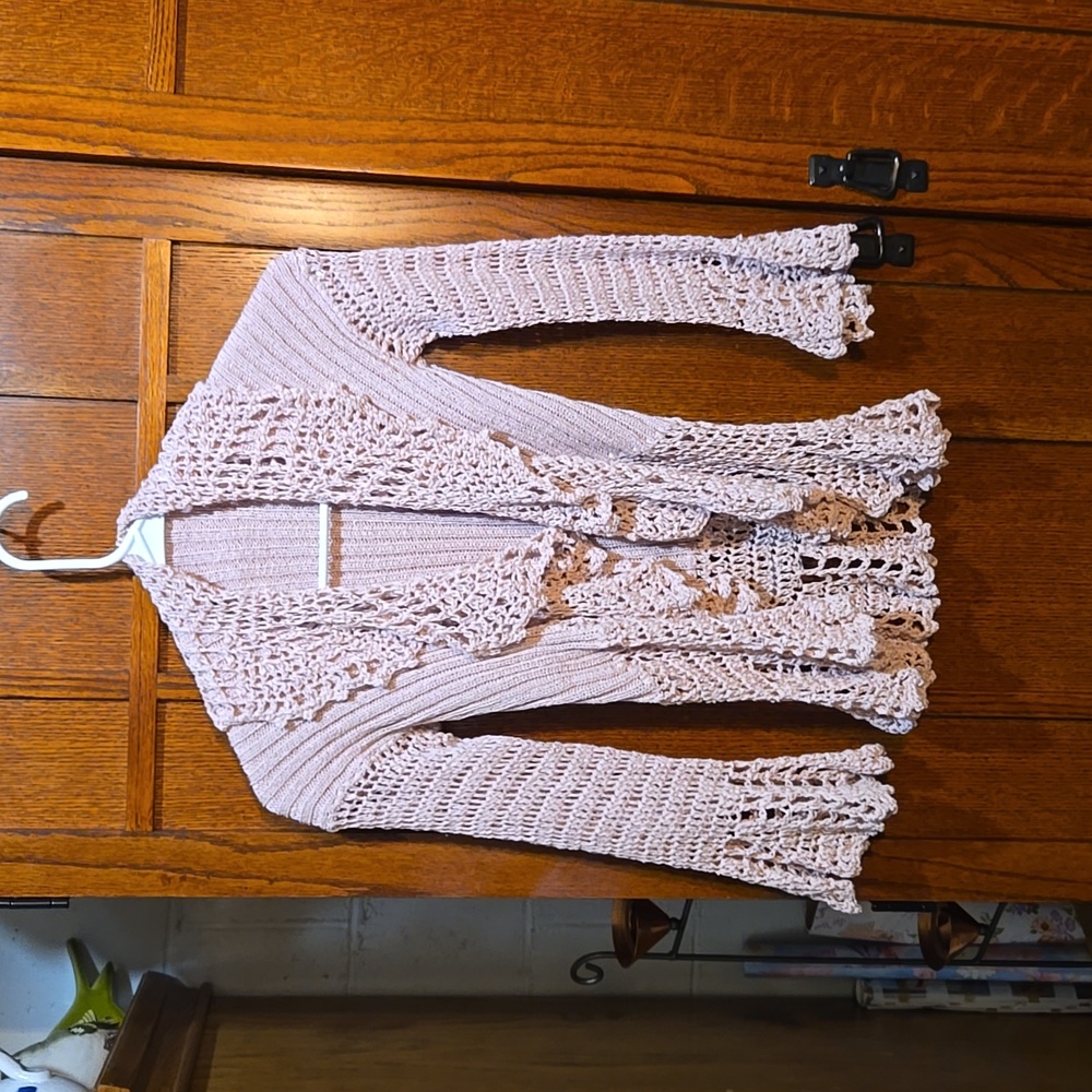 Size Xsmall (?) Closed and Open Knot Wrap Sweater w/Bell Sleeves by Pois